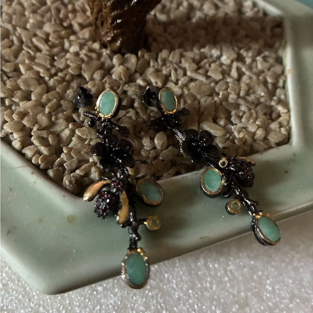 Delicate 925 emerald and tumbling Stone Floral Drop Earrings - Women Jewelry